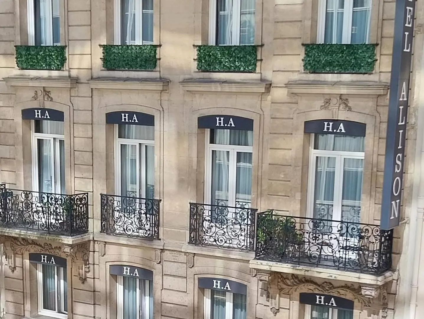 Hotel Alison
